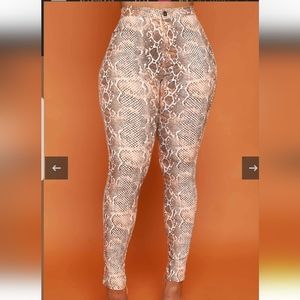 High Waist Snakeskin jeans